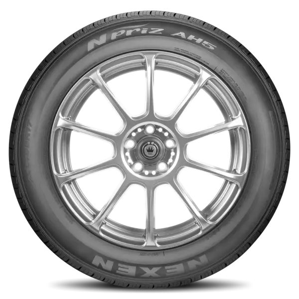 215/65R16 Nexen Npriz AH5
