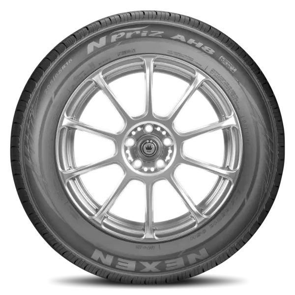 235/55R17 Nexen Npriz AH8