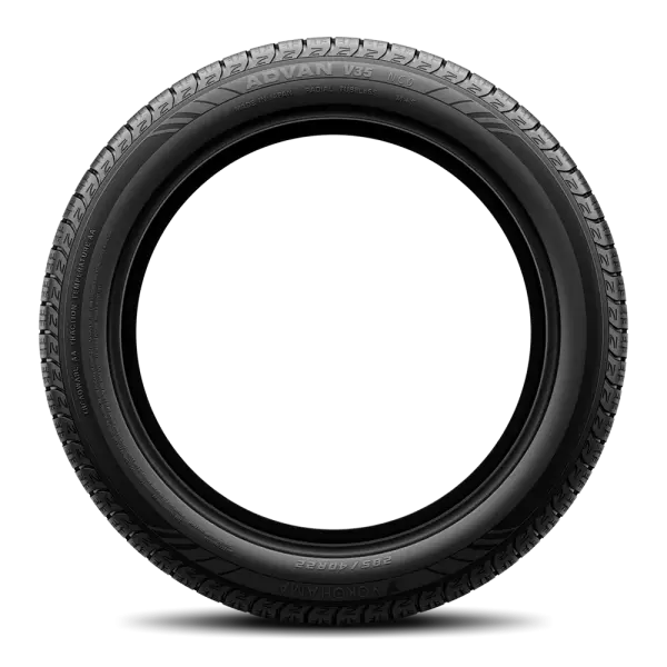 285/40R22 XL Yokohama Advan Sport V35