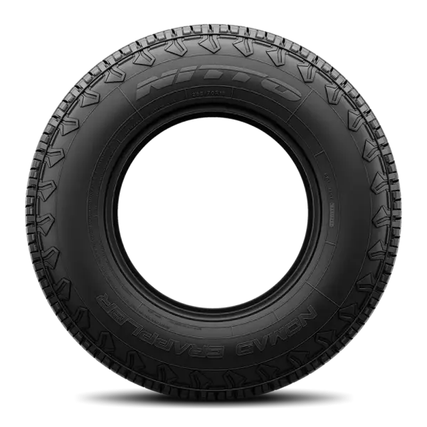 215/55R18 XL Nitto Nomad Grappler