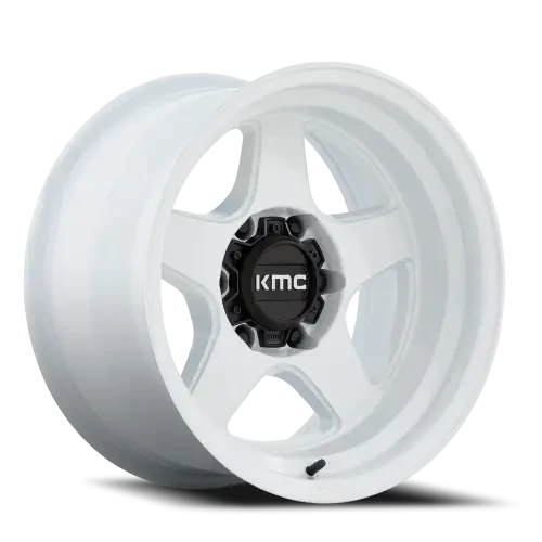 KMC Lobo 17 8.5 -10