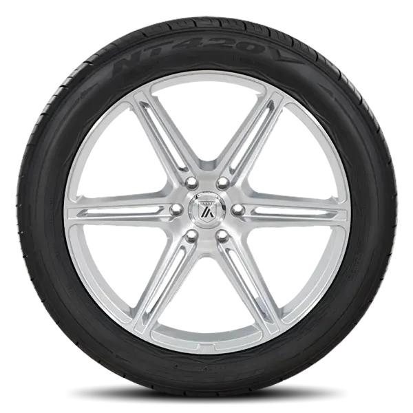LT305/50R20 F Nitto NT420V