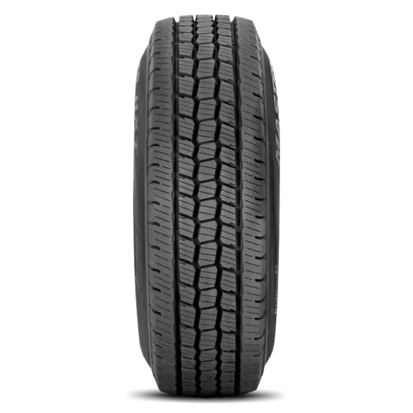 LT275/70R18 E Mastercraft Courser HXT