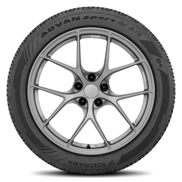 235/45R18 XL Yokohama Advan Sport EV A/S